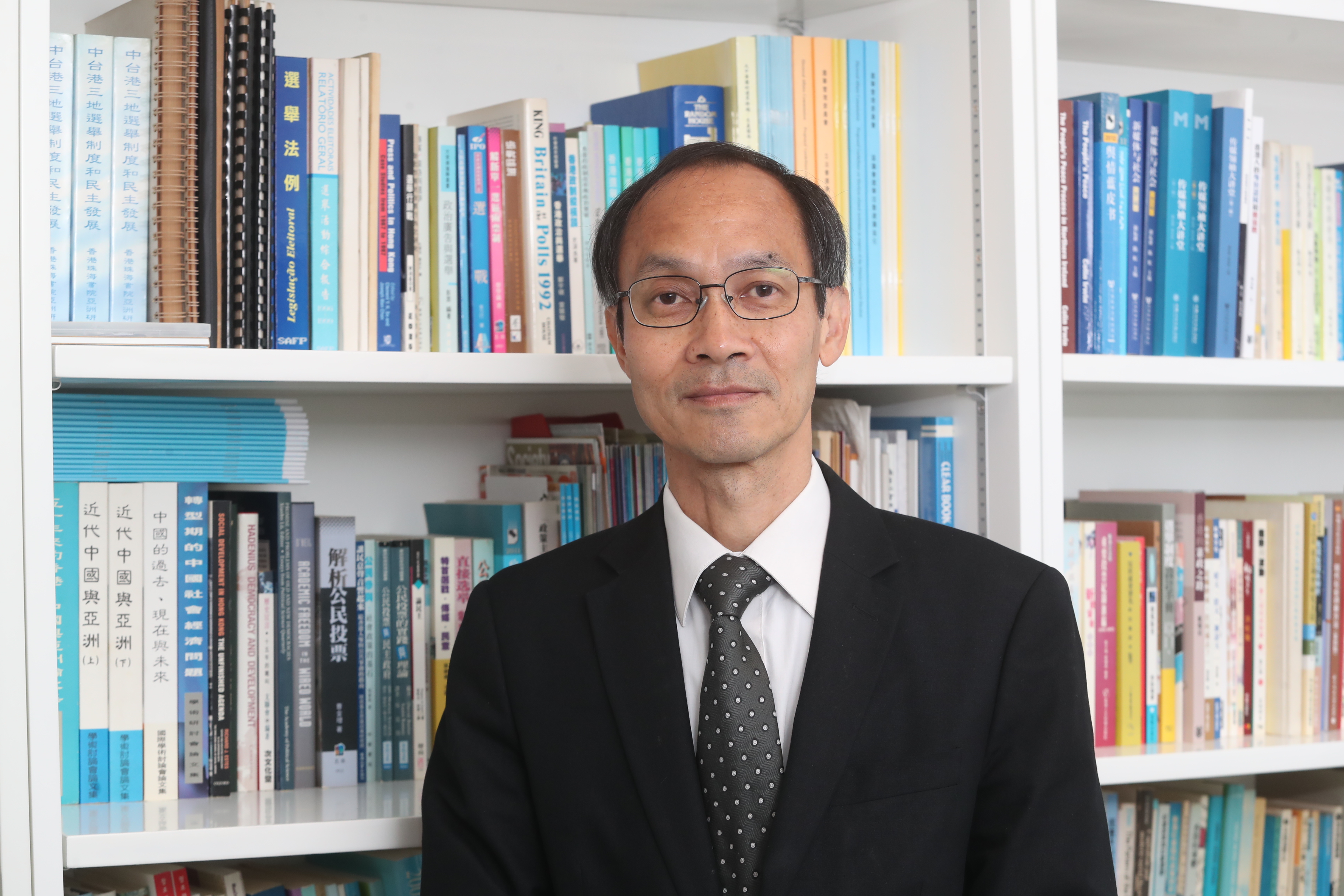 Dr Robert Chung